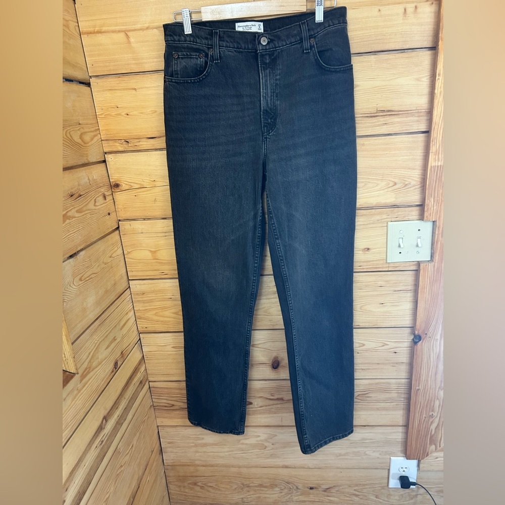 Black Straight Leg High Rise Jeans 90s Style Women Size 8 Long 29 Abercrombie